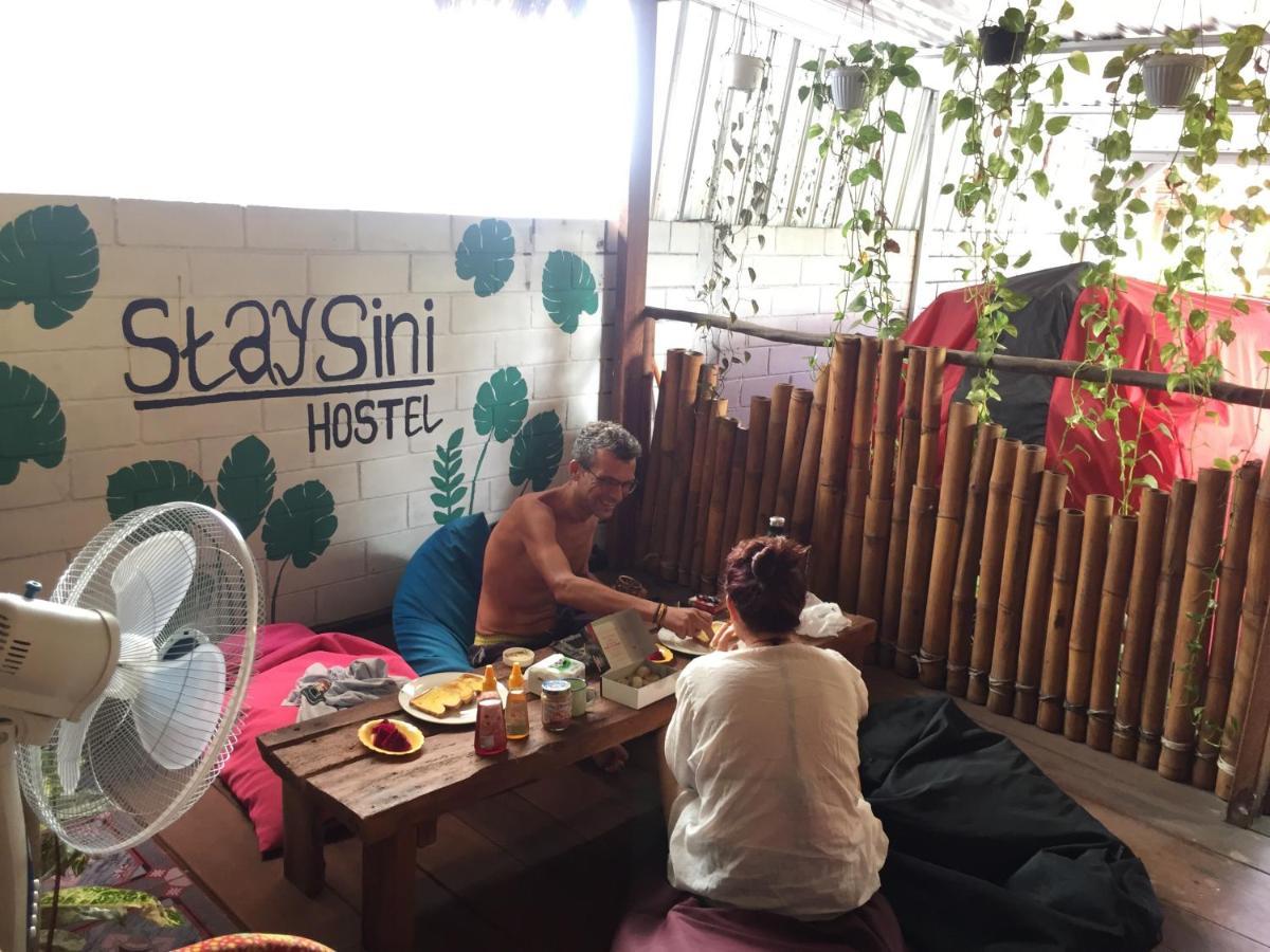 Owl Hostel Karimunjawa Exterior photo